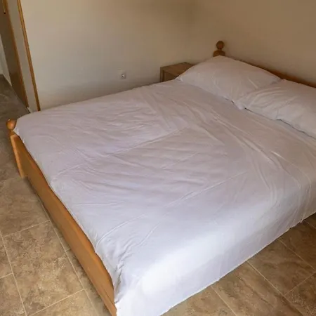 House Jure * Žrnovnica